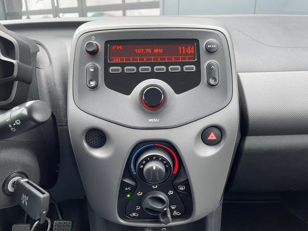 Peugeot 108 1.0 e-VTi Active NLAuto uit 2020, foto 17
