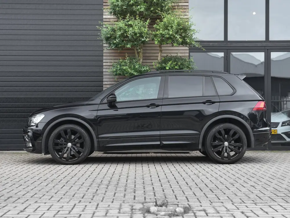 Volkswagen Tiguan 2.0 TSI 4Motion R-Line Back Edition ACC 20 uit 2020, foto 5