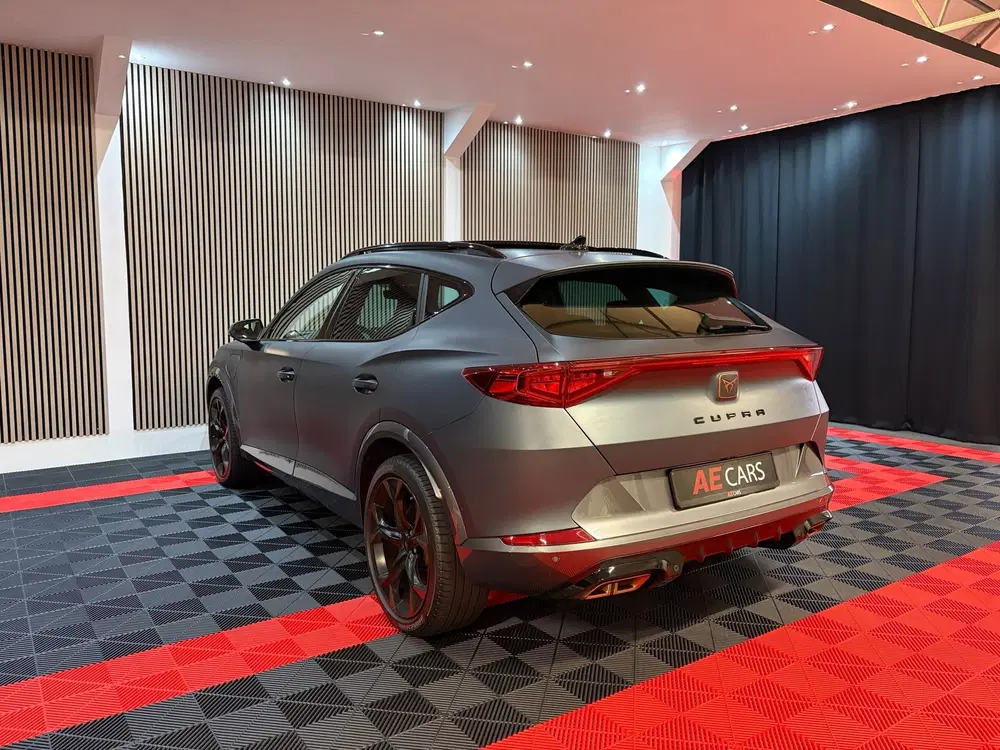 Cupra Formentor 1.4 e-Hybrid VZ Copper Edition Pano Cam Le uit 2022, foto 17