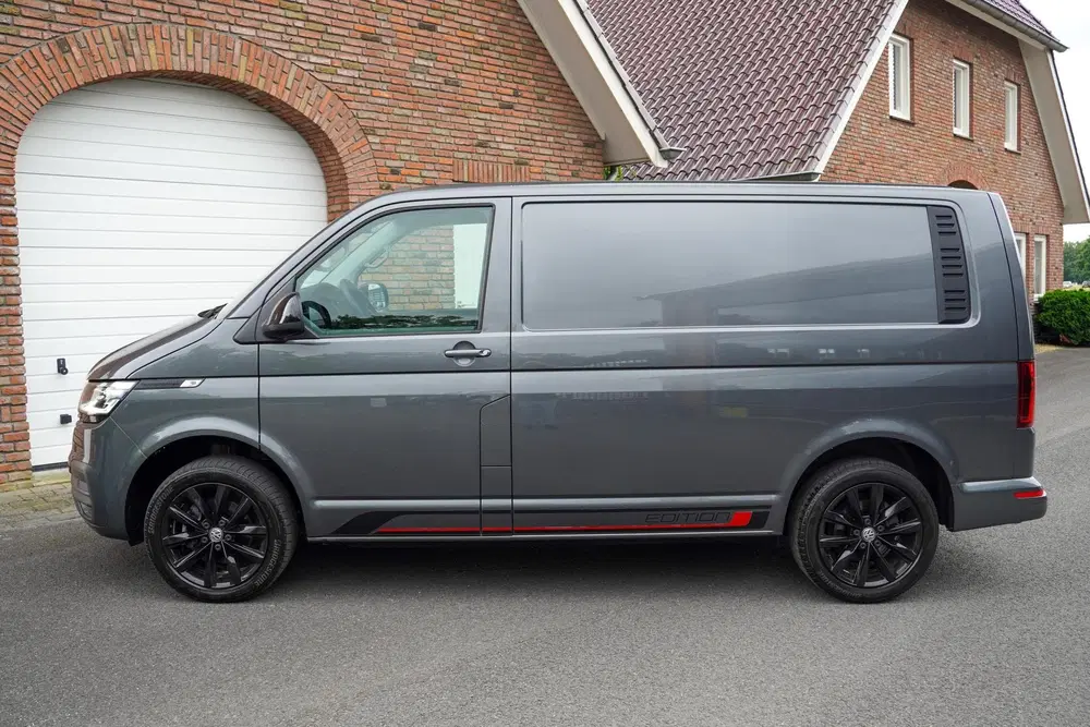 Volkswagen Transporter T6.1 Transporter Edition 150PK DSG L1 uit 2021, foto 16
