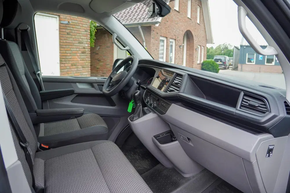 Volkswagen Transporter T6.1 Transporter Edition 150PK DSG L1 uit 2021, foto 5