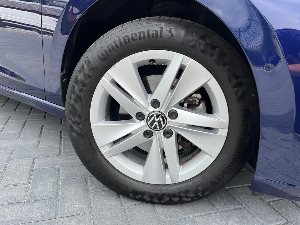 Volkswagen Golf 1.5 TSI Life Business NLAuto/Alcantara-Sport uit 2021, foto 5