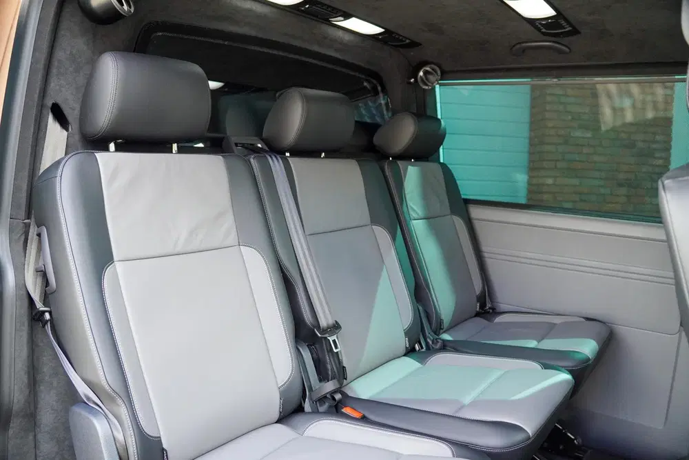 Volkswagen Transporter 204PK CARAVELLE L2H1 DUB uit 2022, foto 5