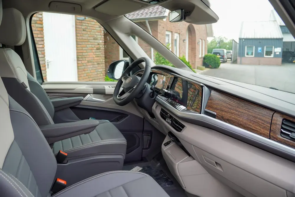 Volkswagen Multivan 1.5 e-hybrid Style L2 4-Motion LEDER - D uit 2026, foto 5