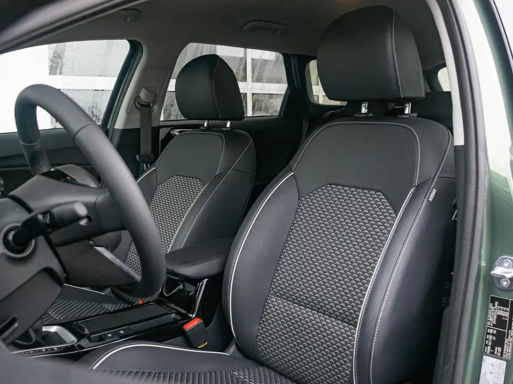 Kia Ceed 1.0 T-GDi DynamicPlusLine Navigatie l S uit 2024, foto 10