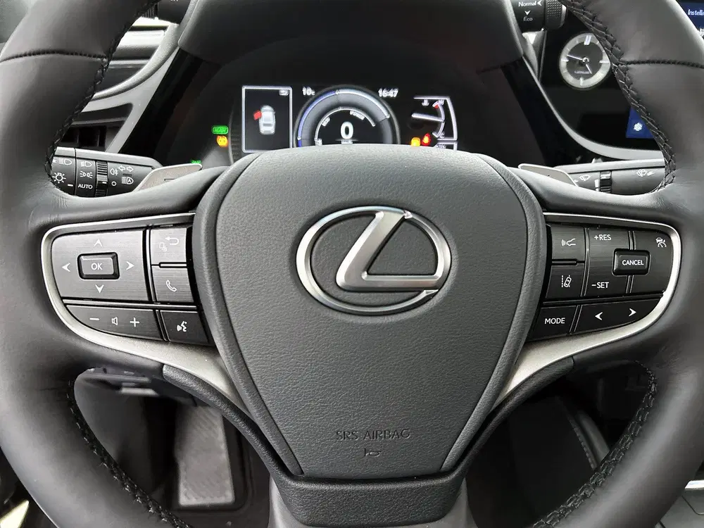 Lexus ES 300h 35th Edition uit 2026, foto 19