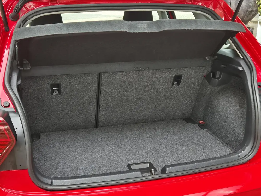 Volkswagen Polo 1.0 Comfortline Business | Airconditioning | Navigatie | Electr. Ramen | Centr. Vergendeling Op Afstand Polo 1.0 Comfortline Business | Airconditioning | uit 2019, foto 8