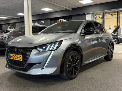 Peugeot 208 1.2 GT 101PK uit 2023