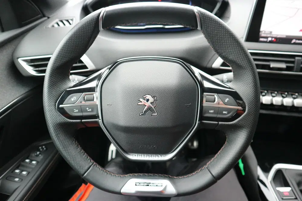Peugeot 3008 1.2 PureTech GT Line NAVI PANORAMADAK LED uit 2019, foto 17