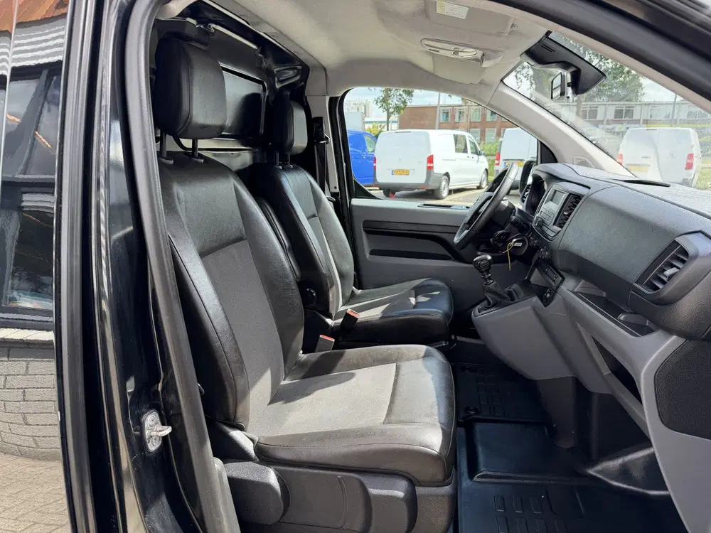 Opel Vivaro 1.5 CDTI L2H1 Edition uit 2021, foto 19