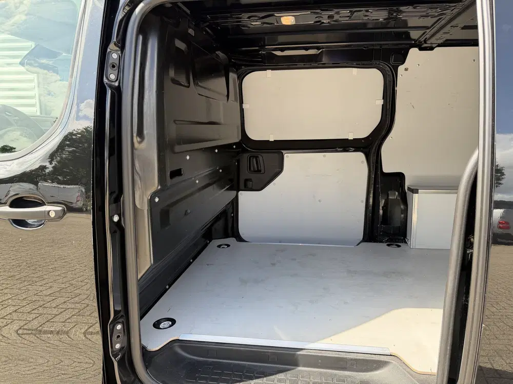 Opel Vivaro 1.5 CDTI L2H1 Edition uit 2021, foto 9