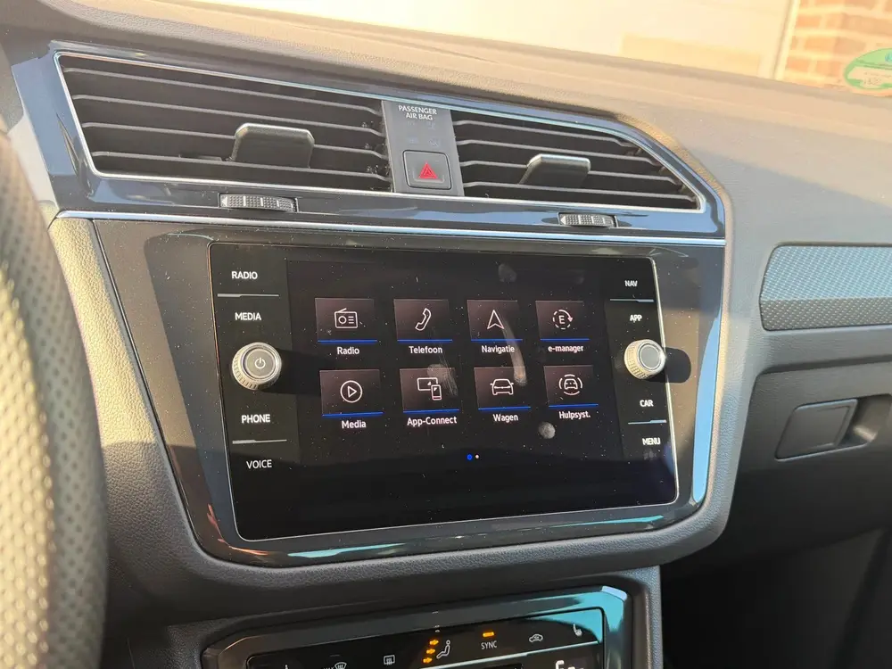 Volkswagen Tiguan 1.4 TSI eHybrid R-Line Business+ uit 2022, foto 18