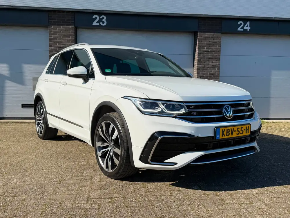 Volkswagen Tiguan 1.4 TSI eHybrid R-Line Business+ uit 2022, foto 2