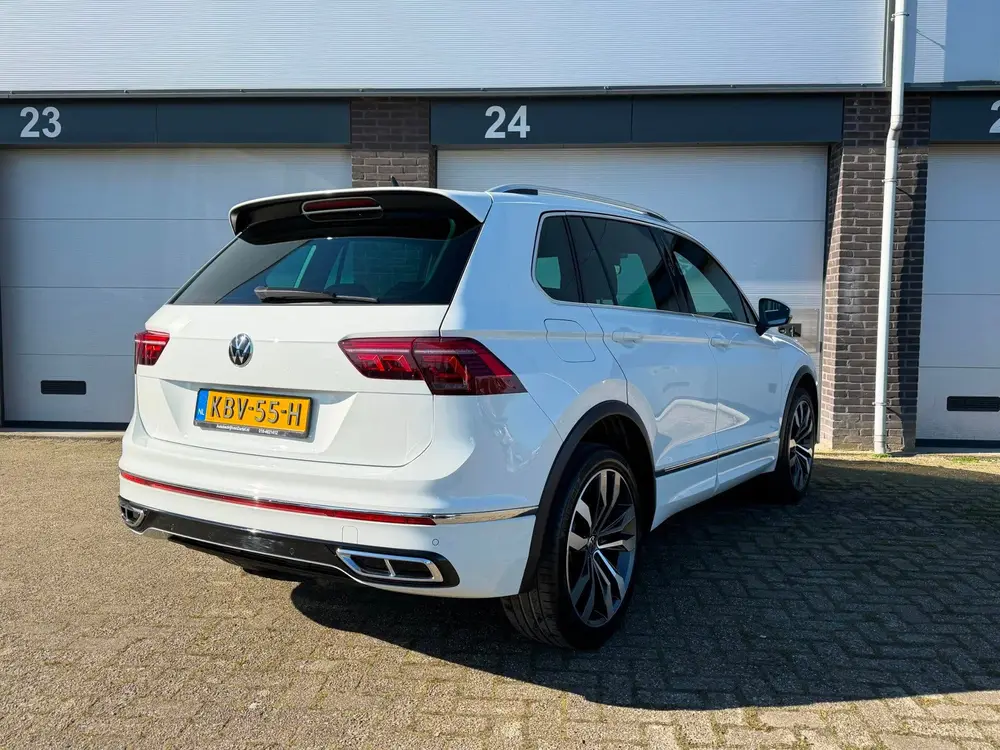 Volkswagen Tiguan 1.4 TSI eHybrid R-Line Business+ uit 2022, foto 5