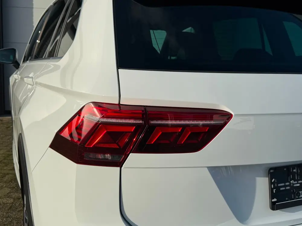 Volkswagen Tiguan 1.4 TSI eHybrid R-Line Business+ uit 2022, foto 8