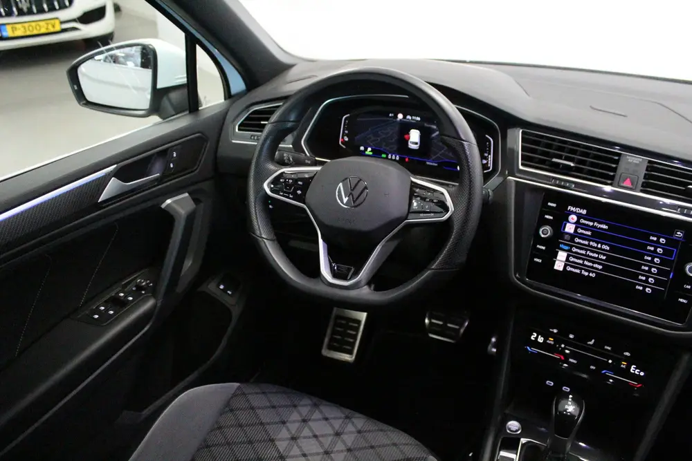 Volkswagen Tiguan 1.4 TSI eHybrid R-Line Business+ | DAB-RAD uit 2022, foto 14