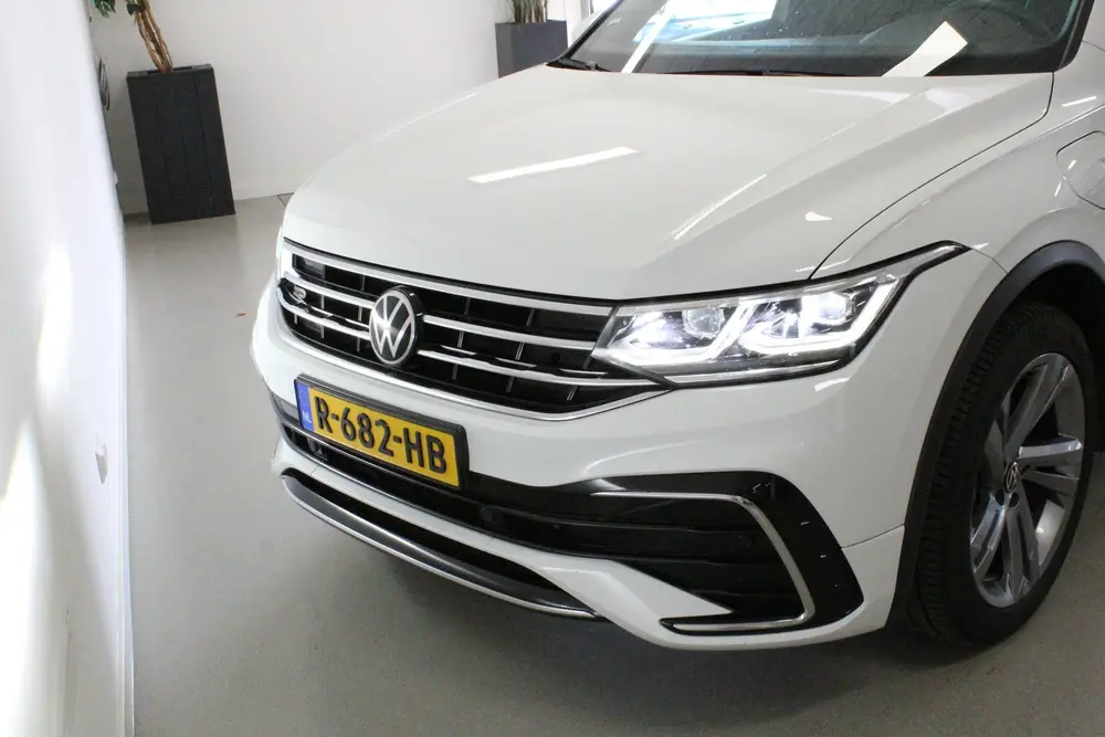 Volkswagen Tiguan 1.4 TSI eHybrid R-Line Business+ | DAB-RAD uit 2022, foto 19