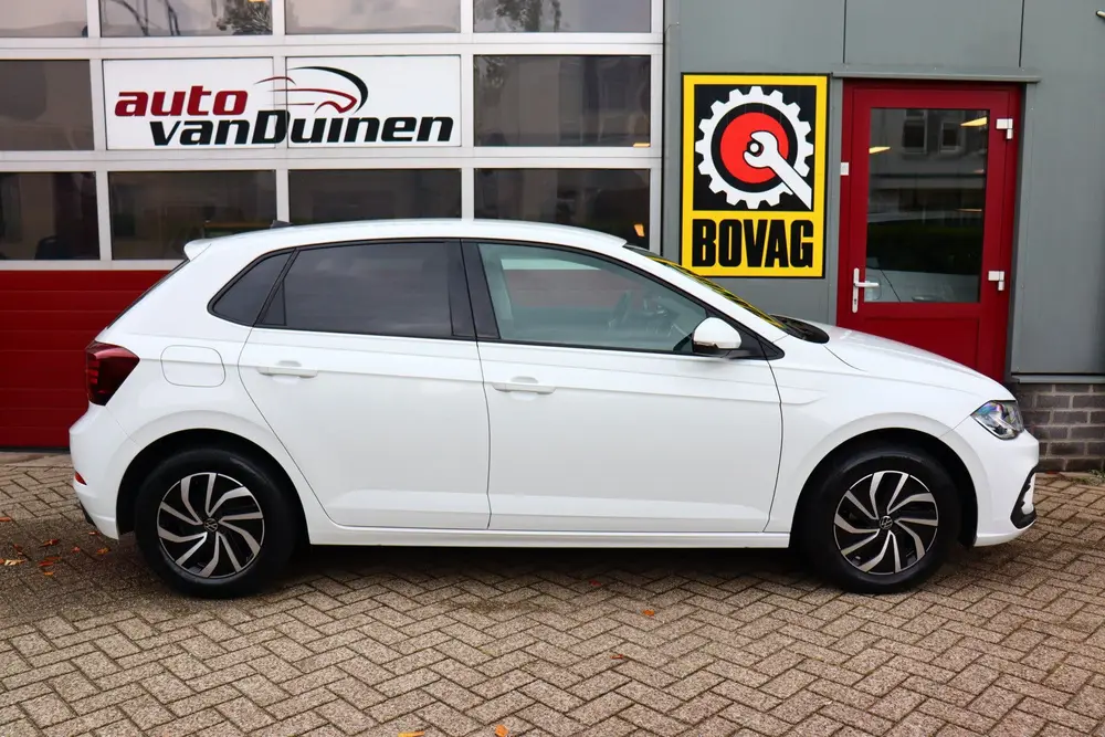 Volkswagen Polo 1.0 TSI Life Business O.a: Stoelverw, ACC, C uit 2022, foto 2