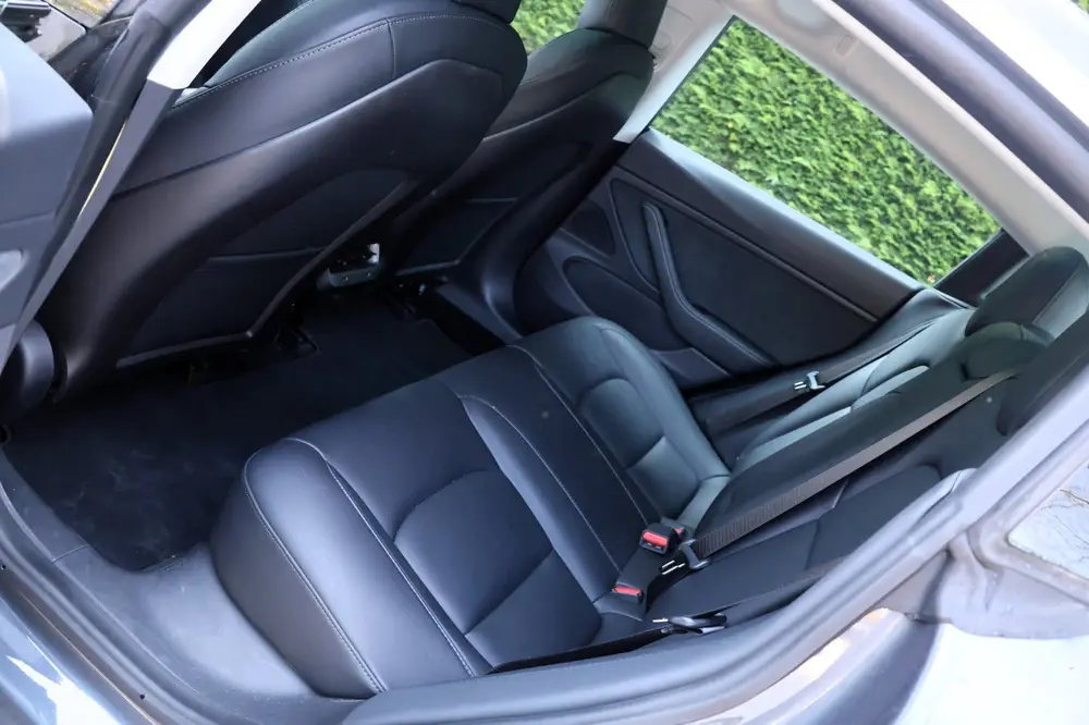 Tesla Model 3 Performance AWD 75 kWh uit 2019, foto 18