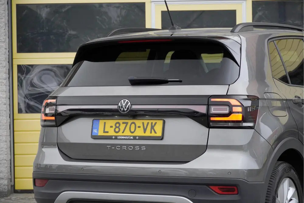 Volkswagen T-Cross 1.0 TSI Life Executive BJ2021 Lmv 16" | L uit 2021, foto 8