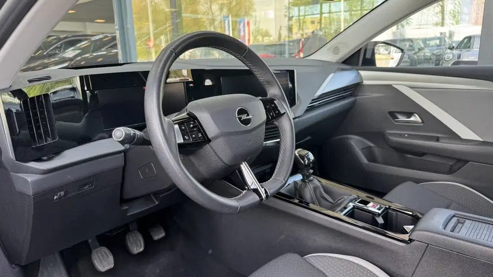 Opel Astra 1.2 Level 2 uit 2023, foto 7