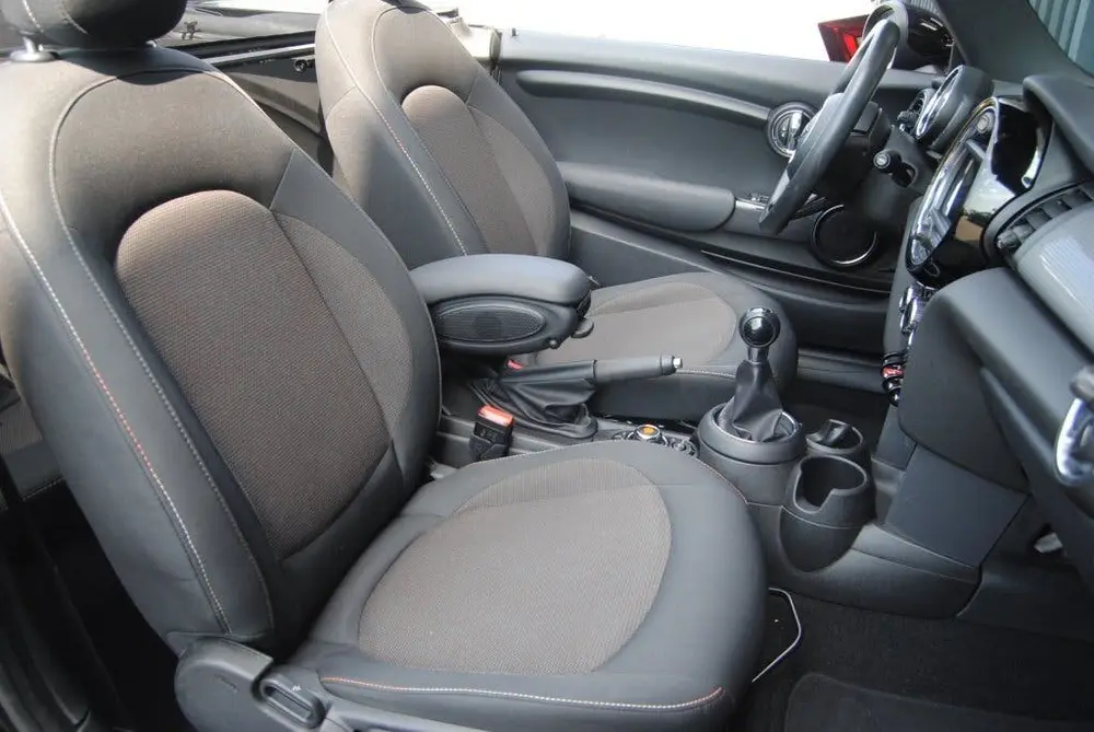 Mini Cabrio 1.5 Cooper Salt uit 2019, foto 10