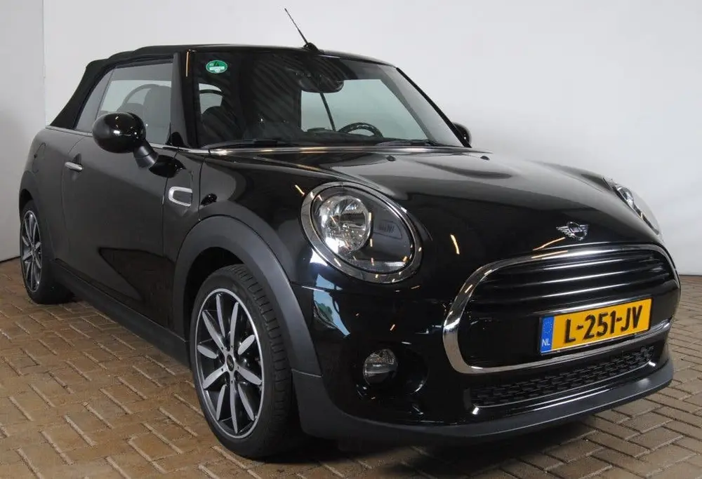 Mini Cabrio 1.5 Cooper Salt uit 2019, foto 13