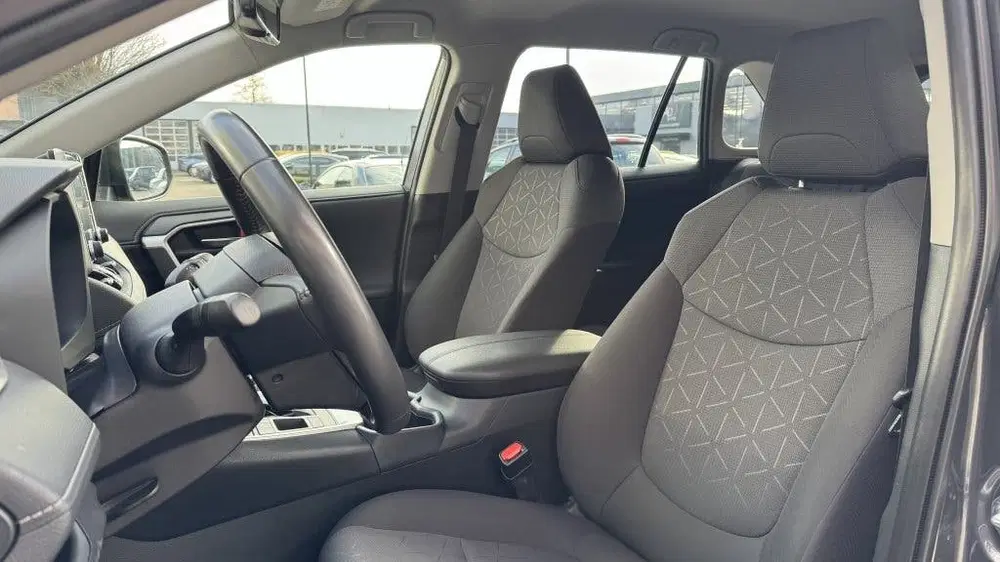 Toyota RAV 4 2.5. Style uit 2022, foto 9
