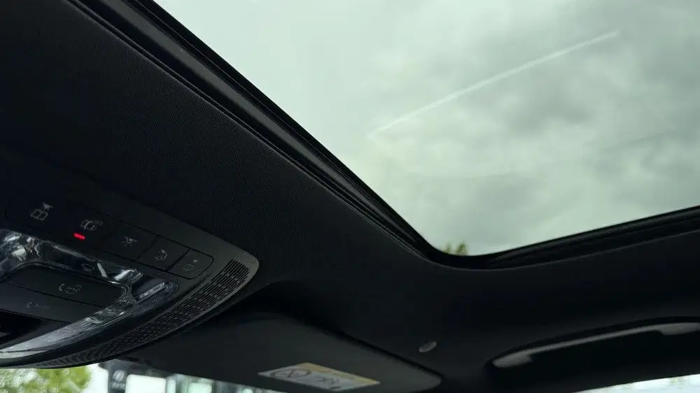 Mercedes-Benz EQA 250 Luxury Line uit 2022, foto 19