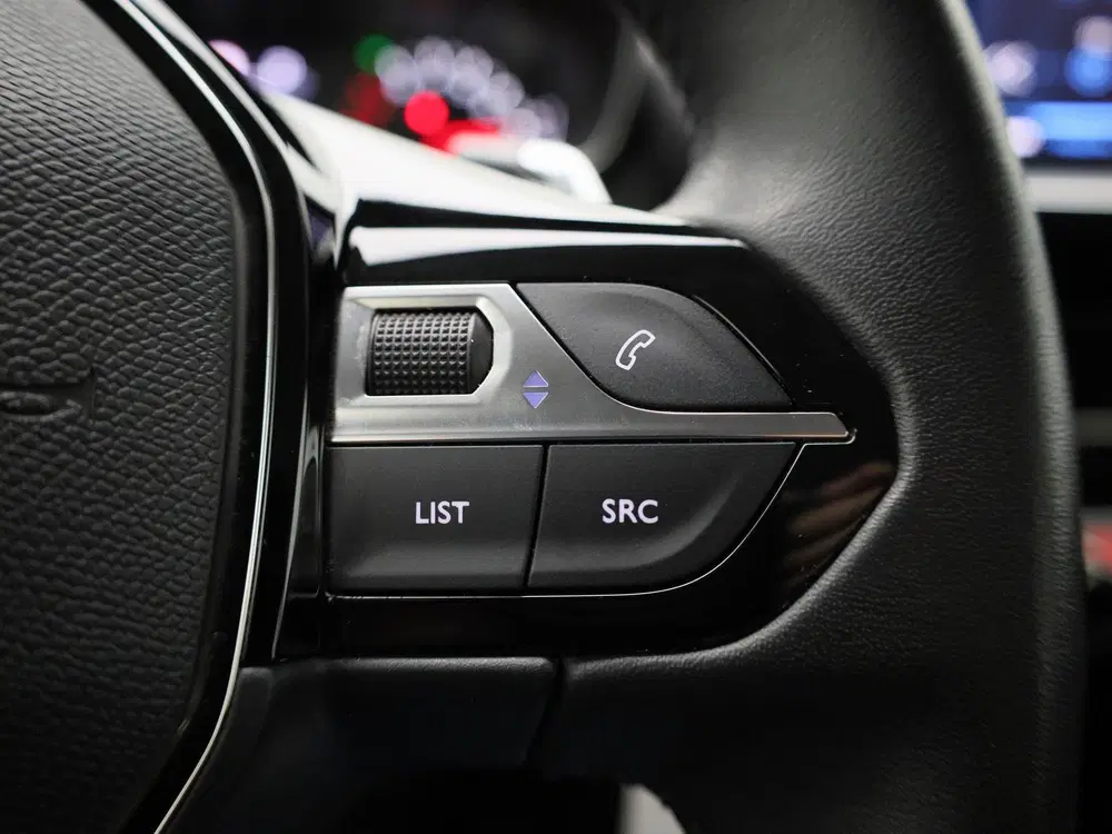 Peugeot 208 1.2 PureTech Active Pack Automaat uit 2022, foto 15