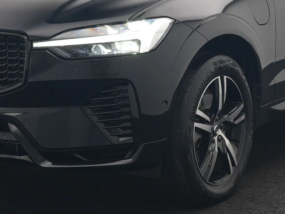 Volvo XC60 T8 AWD Plus Dark LONG RANGE PHEV 456pk Dea uit 2022, foto 7