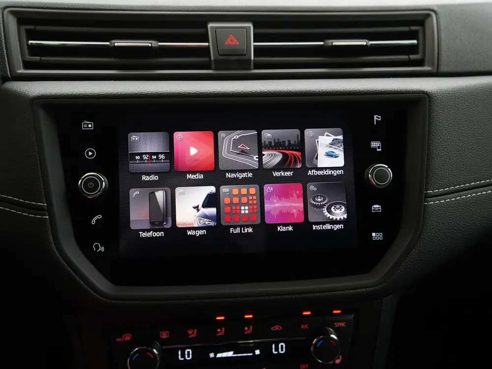 SEAT Arona 1.0 TSI Xcellence Business Intense DSG | Trekhaak uit 2019, foto 16