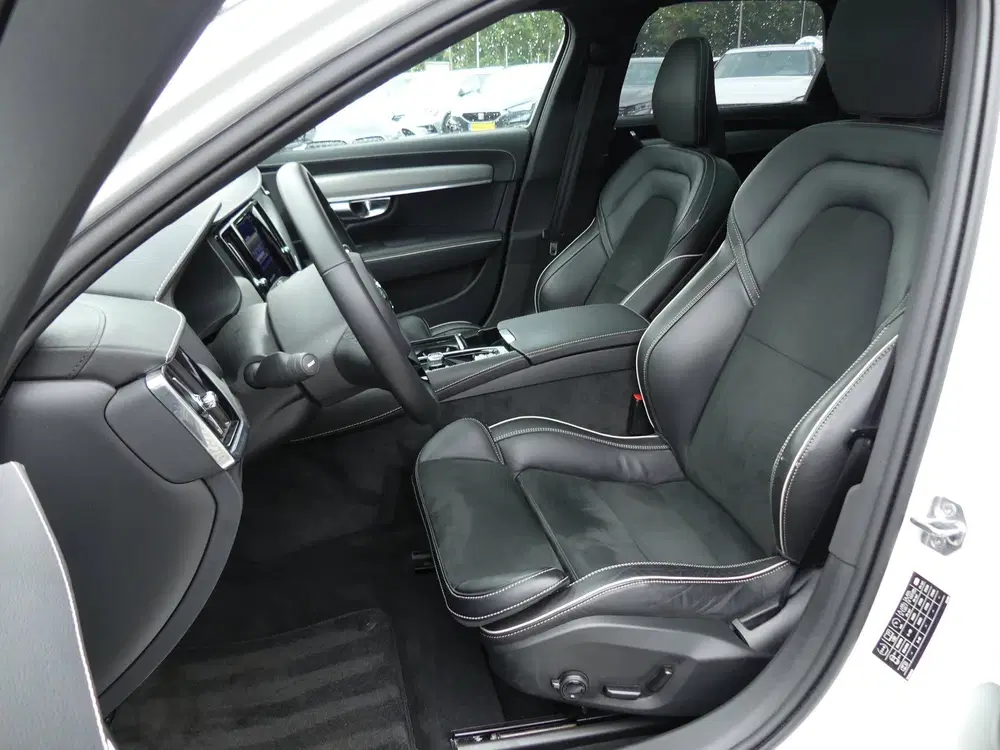 Volvo V90 2.0 T6 AWD Inscription Exclusive uit 2021, foto 11