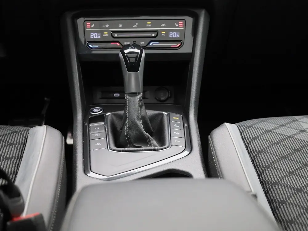 Volkswagen Tiguan 1.4 TSI eHybrid R-Line Business+ 245 PK| P uit 2023, foto 10