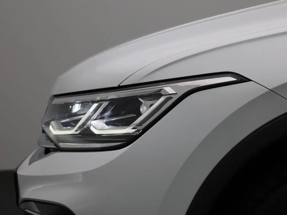 Volkswagen Tiguan 1.4 TSI eHybrid R-Line Business+ 245 PK| P uit 2023, foto 17