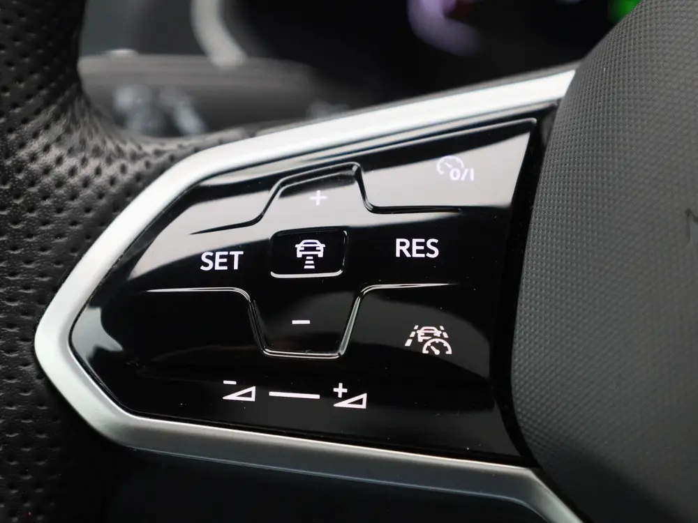 Volkswagen Tiguan 1.4 TSI eHybrid R-Line Business+ 245 PK| P uit 2023, foto 20