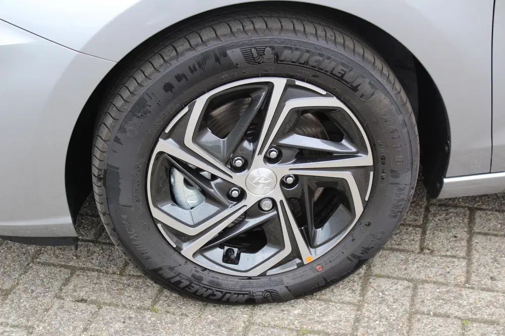 Hyundai i30 1.0 T-GDi MHEV Comfort Smart uit 2024, foto 14