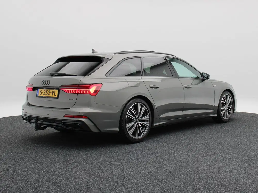 Audi A6 50 TFSi e 299 Pk quattro S-Line uit 2023, foto 2