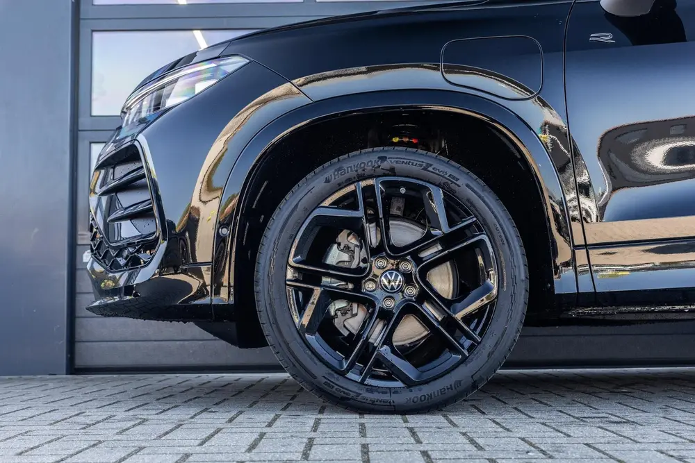 Volkswagen Tayron 1.5 eHybrid 204pk R-Line Edition | Black S uit 2026, foto 13
