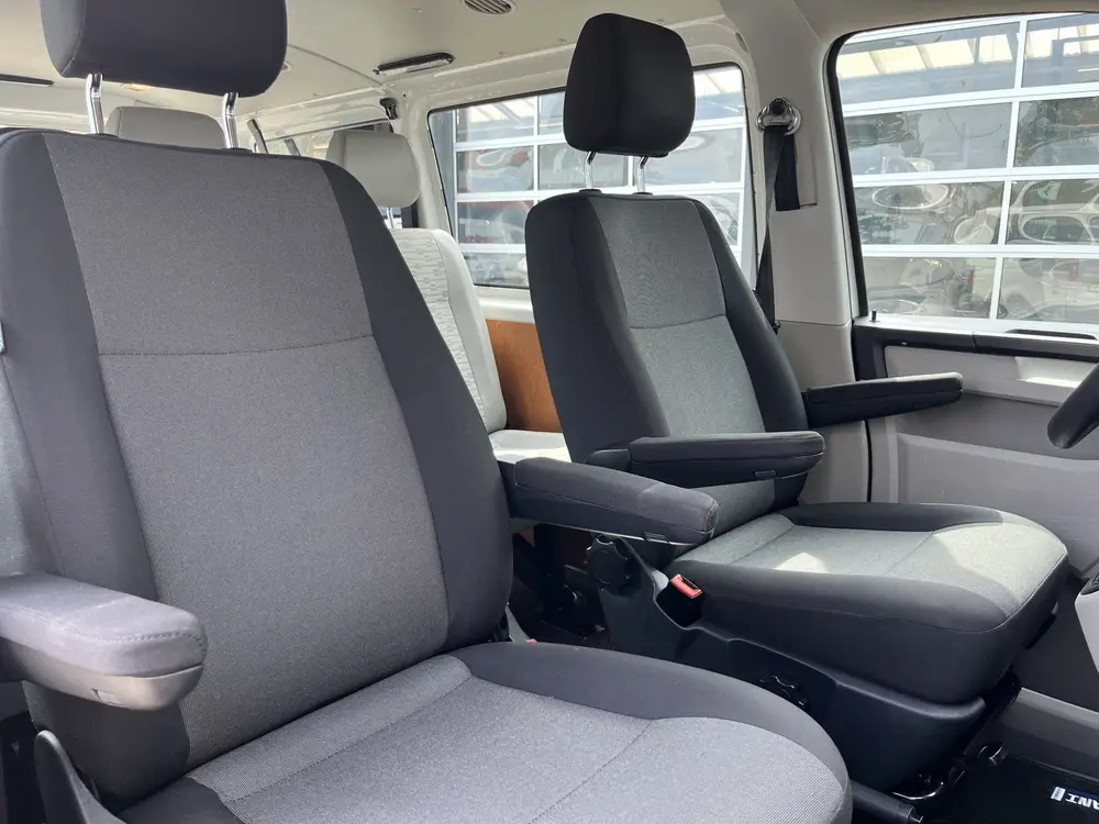 Volkswagen Transporter Kombi 2.0 TDI 4 motion DSG Airco Crui uit 2019, foto 6