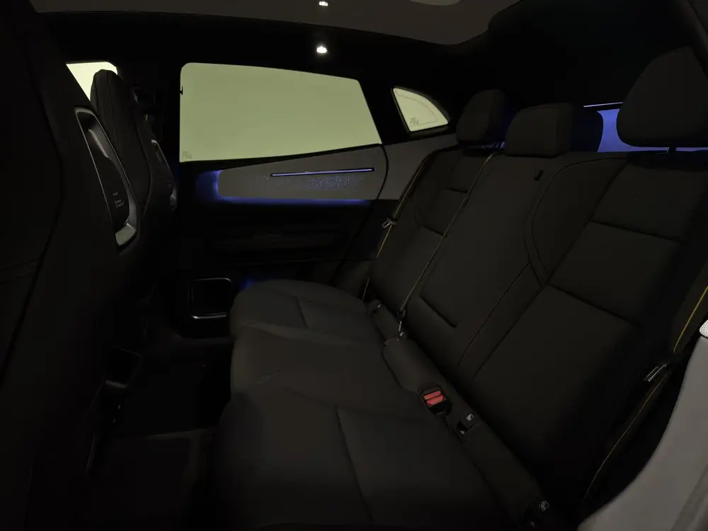 Polestar 4 Long Range Single motor 100 kWh uit 2024, foto 14