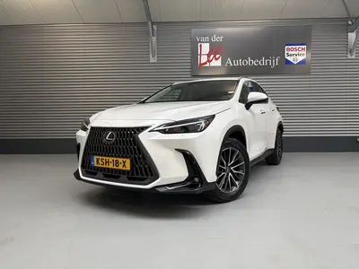 Lexus NX 450h+ AWD LUXERY TREKH uit 2025