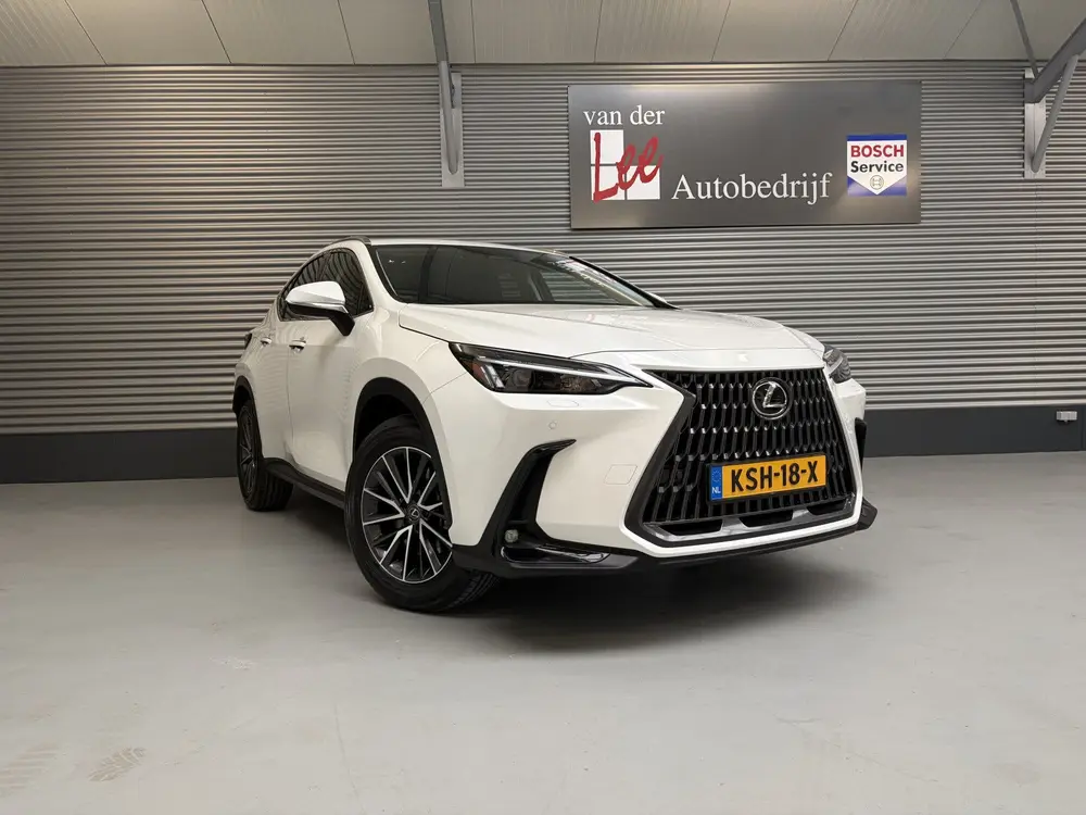 Lexus NX 450h+ AWD LUXERY TREKH uit 2025, foto 3