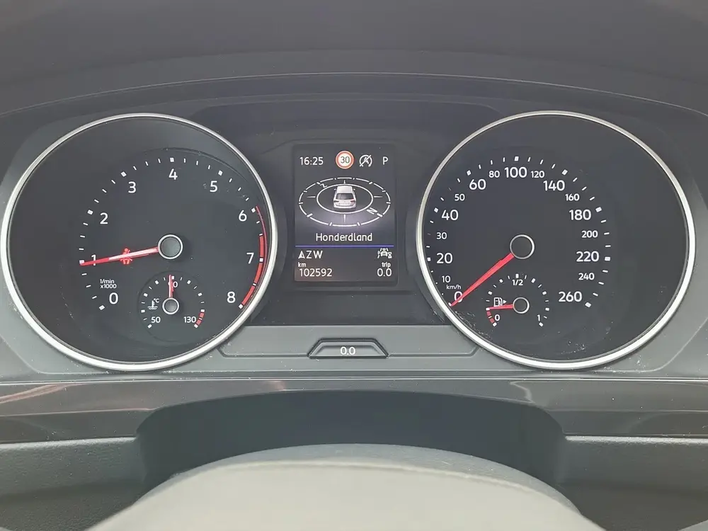 Volkswagen Tiguan 1.5 TSI Life Business uit 2022, foto 12