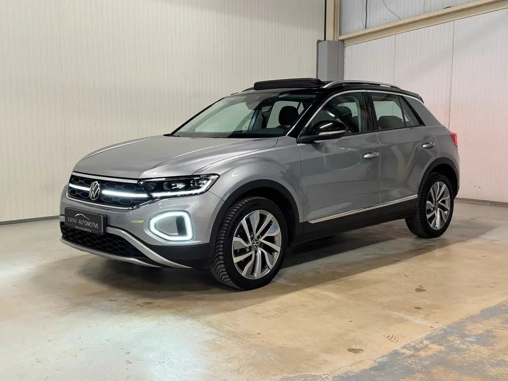 Volkswagen T-Roc 1.5 TSI Style | PANO | IQ LIGHTS | BEATS AU uit 2022, foto 11