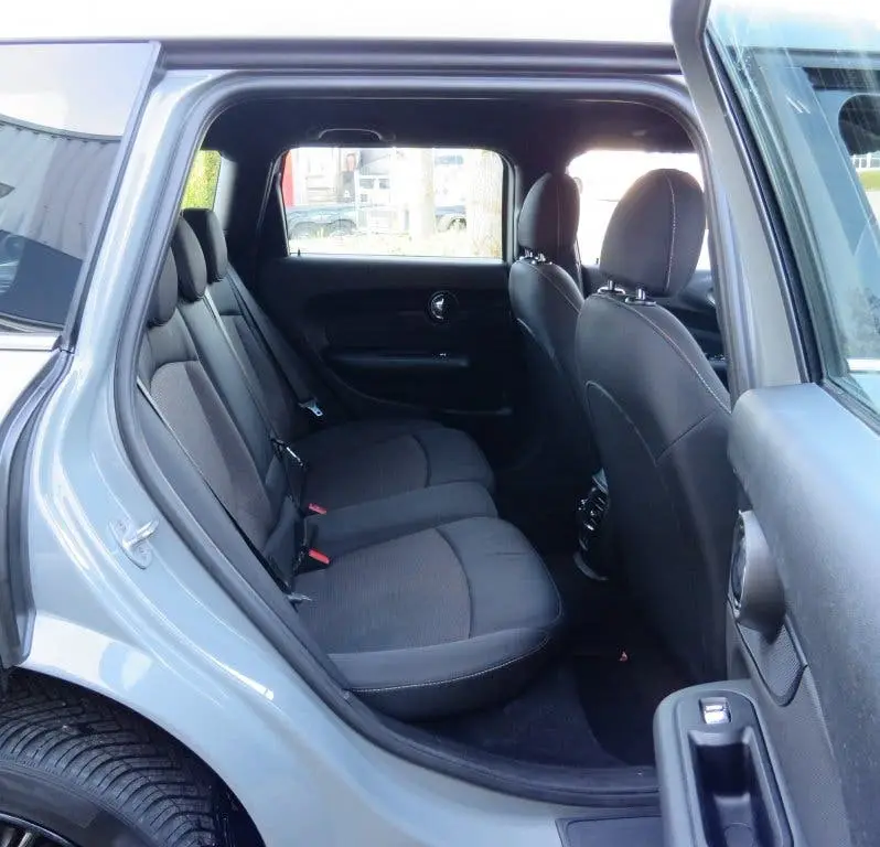 Mini Clubman 1.5 One AUTOMAAT uit 2019, foto 14