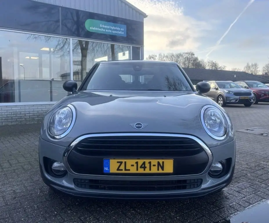 Mini Clubman 1.5 One AUTOMAAT uit 2019, foto 5