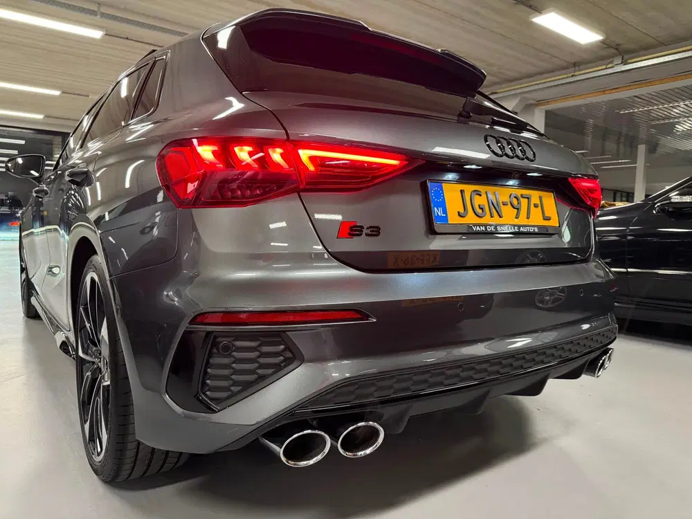 Audi S3 2.0 TFSI S3 quattro Edition One PANO uit 2022, foto 13