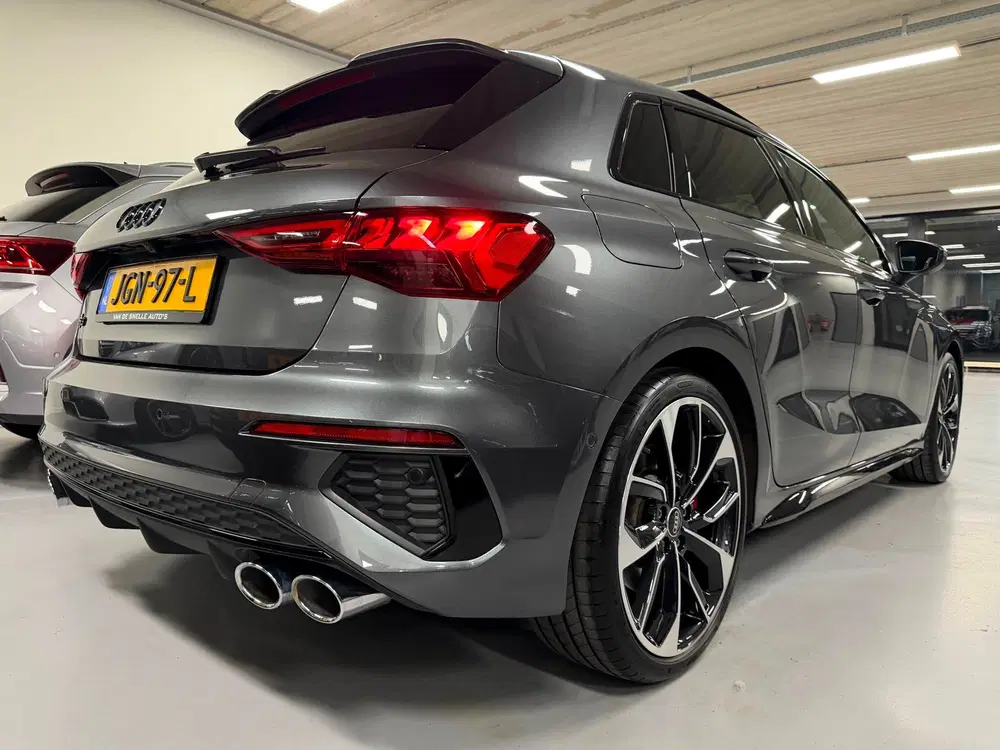 Audi S3 2.0 TFSI S3 quattro Edition One PANO uit 2022, foto 14