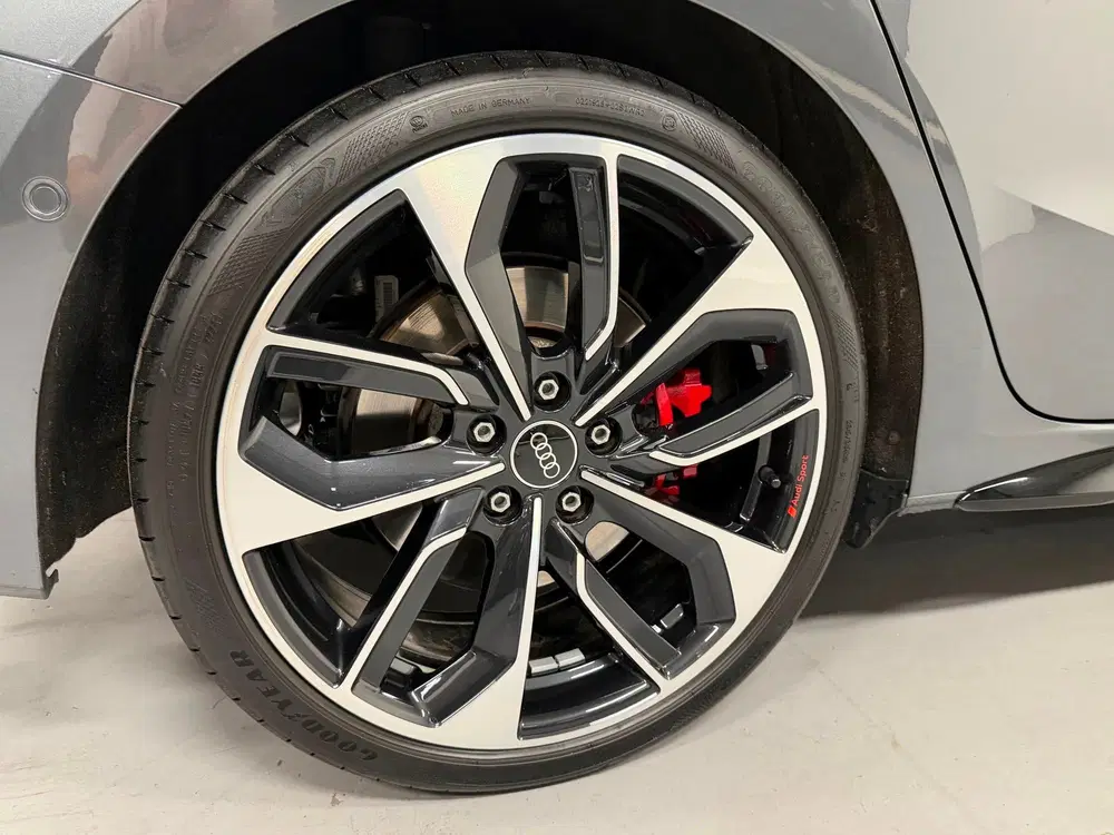 Audi S3 2.0 TFSI S3 quattro Edition One PANO uit 2022, foto 16